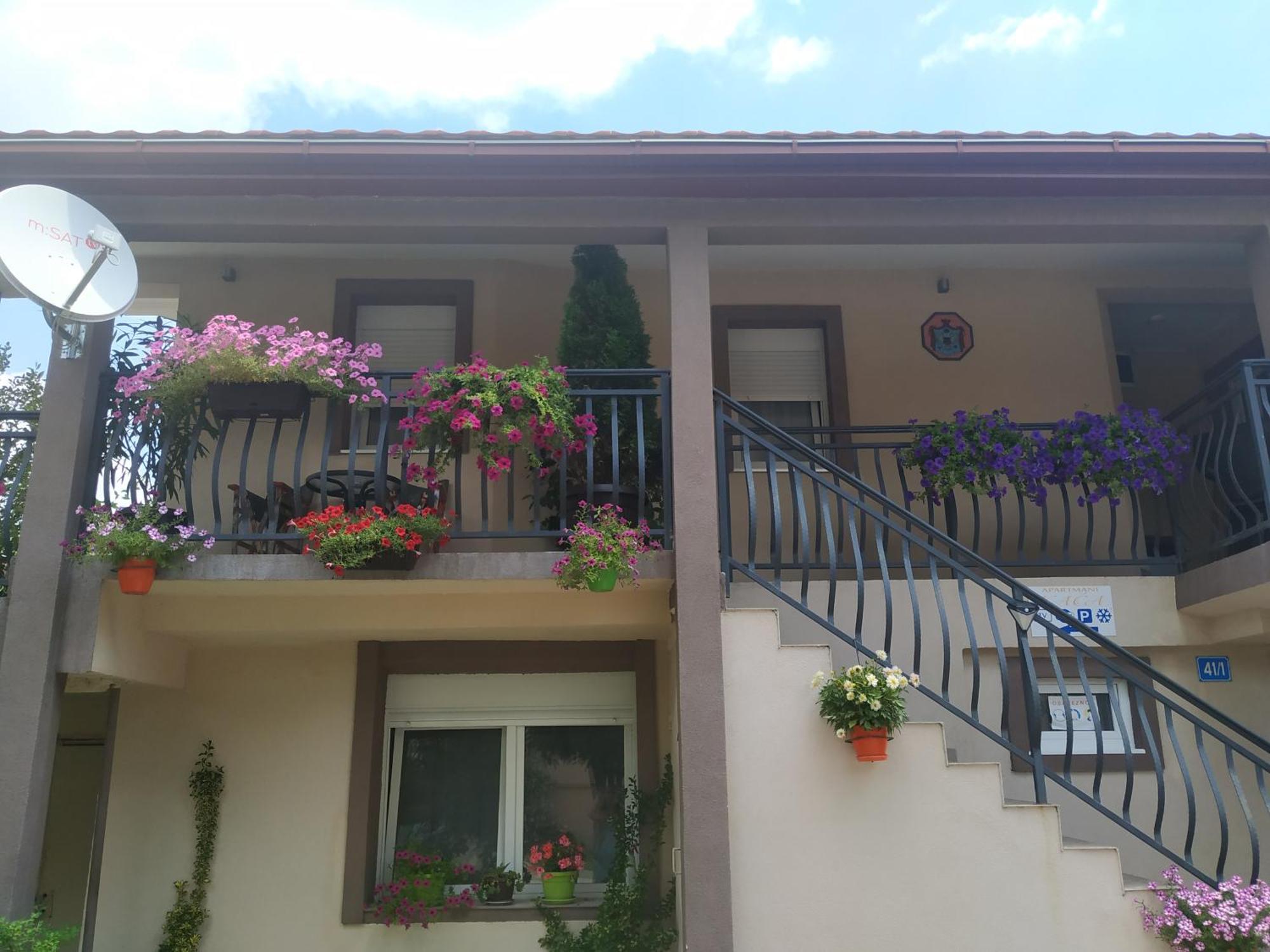 Apartman Kaca Цетине Стая снимка