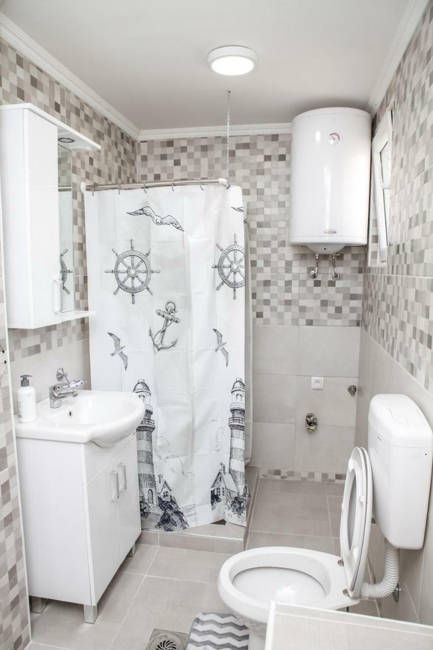 Apartman Kaca Цетине Екстериор снимка