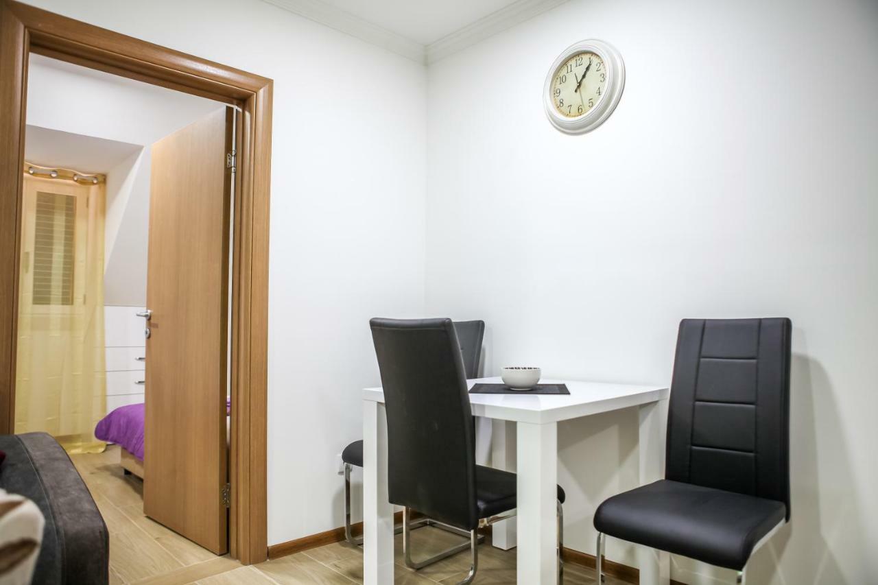 Apartman Kaca Цетине Екстериор снимка